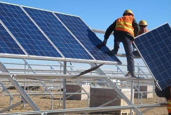 光伏材料技术如何应对新能源技术竞争