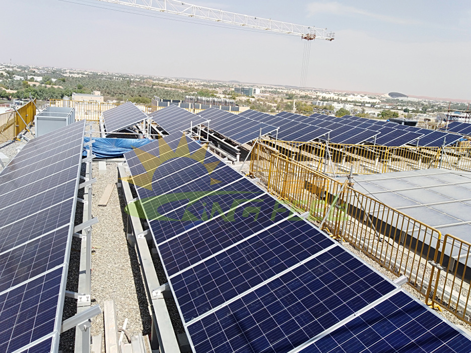 如何利用表面处理提升光伏材料的耐久性